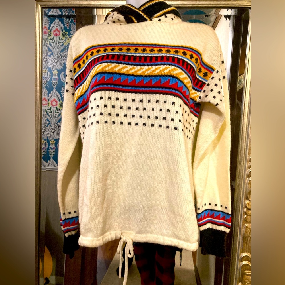 Vintage 70’s front drawstring hooded sweater